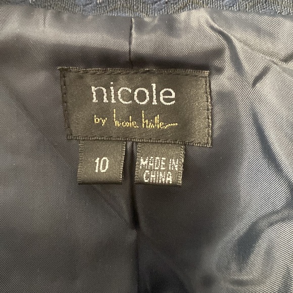 Mid length trench coat, size 10, Navy, belt included - Picture 2 of 3